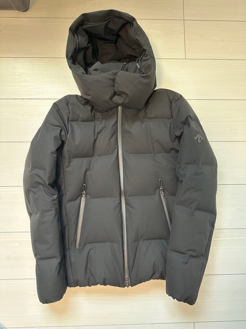 【極美品】DESCENTE 水沢ダウン　アンカー　S ブラック