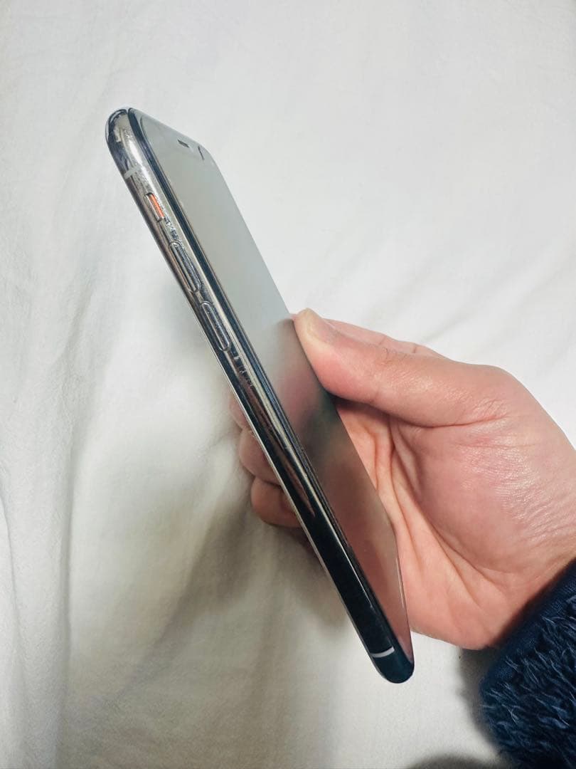 【美品】Apple iPhone X シルバー 本体のみ　256GB