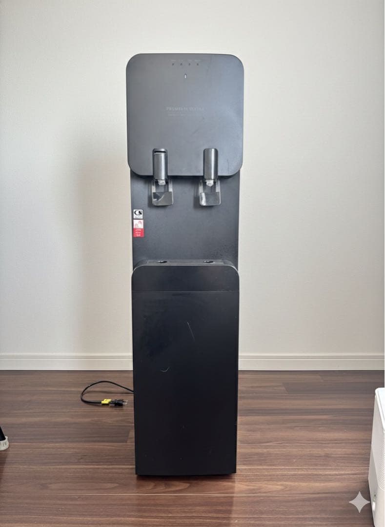 PREMIUM WATER ウォーターサーバー　famfit ブラック