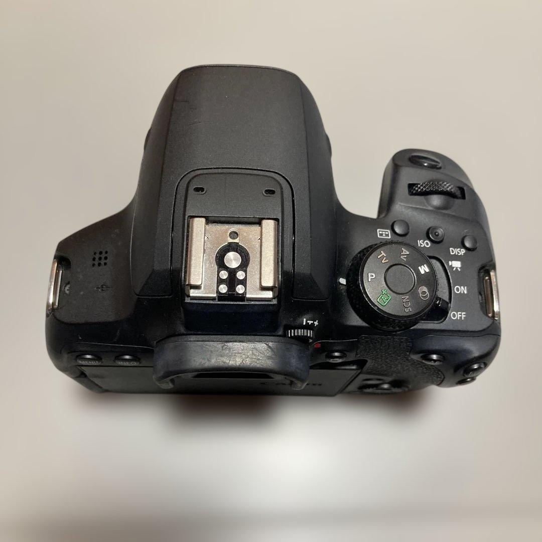 Canon EOS Kiss X10i 本体 バッテリー予備1点、レリーズ1点付