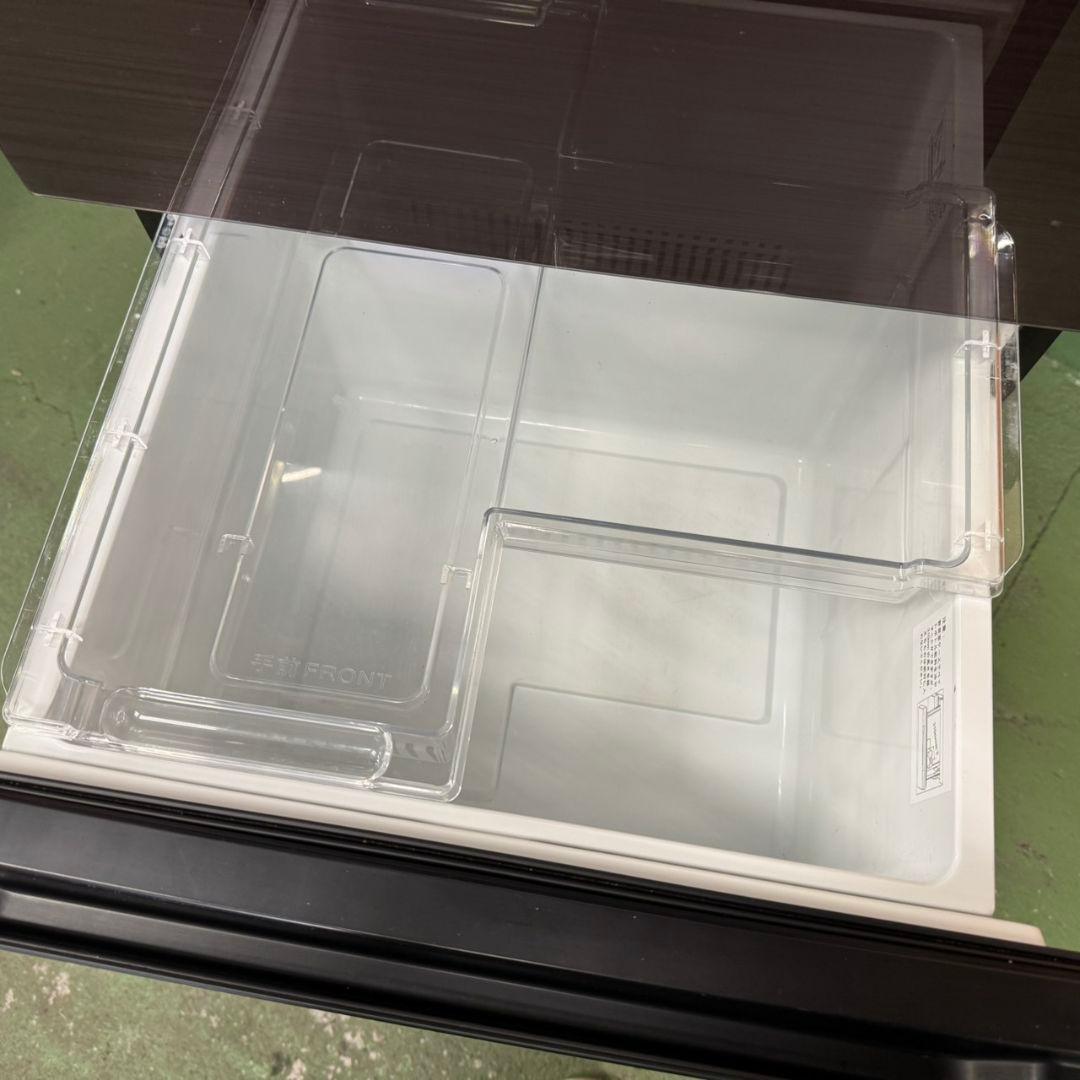 324 関東配送　大型冷蔵庫　右開き　鏡面モデル　300L弱　美品　保証込