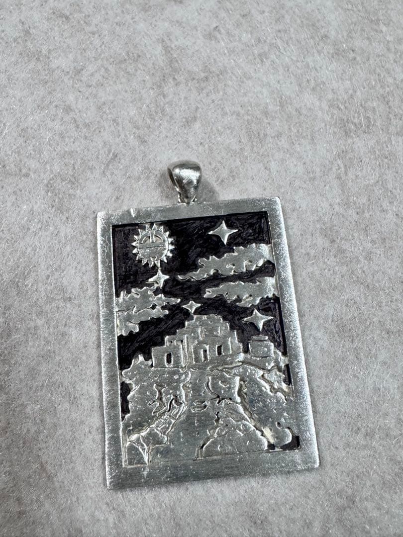 シルバー彫刻ペンダントトップ