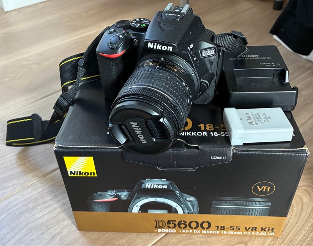 Nikon D5600 デジタルカメラ