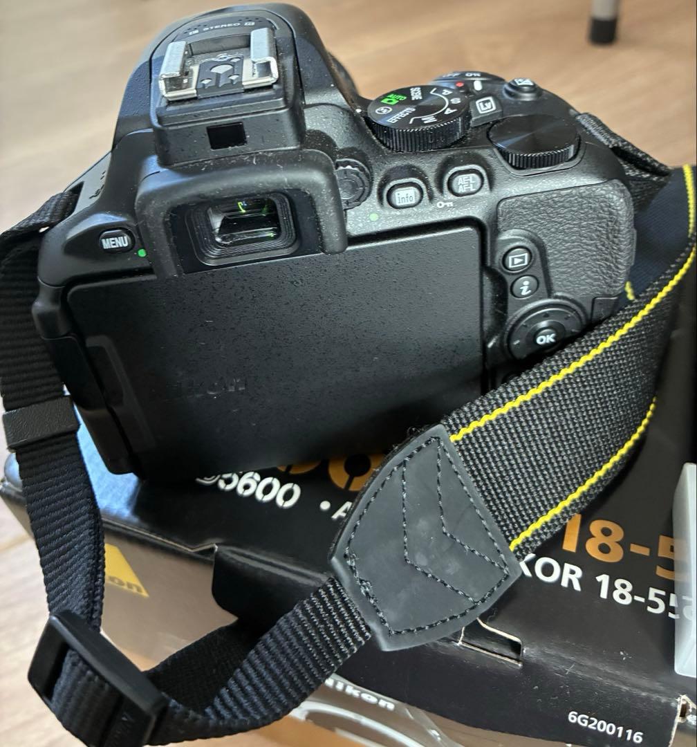 Nikon D5600 デジタルカメラ