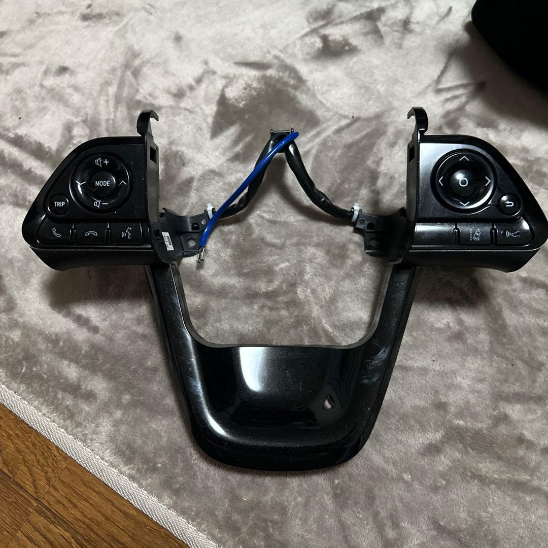 プリウス50 ブラック ステアリングスイッチ パネルセット