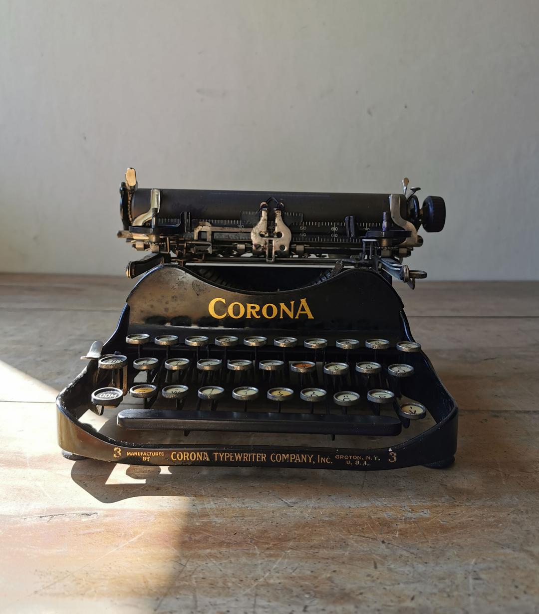 アンティーク　CORONA　ケースつきタイプライター