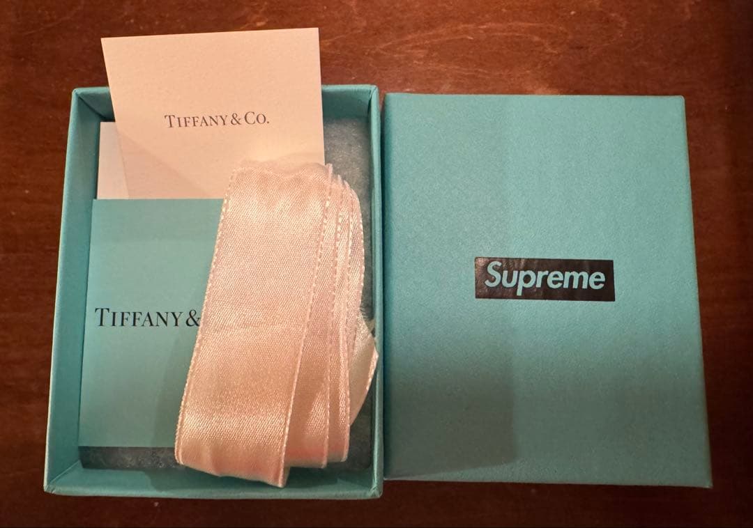Supreme×Tiffany& Co.コラボピアス