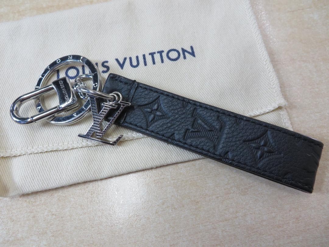 ルイヴィトン　キーホルダー ドラゴンヌ キーリングM01298　ノワール黒