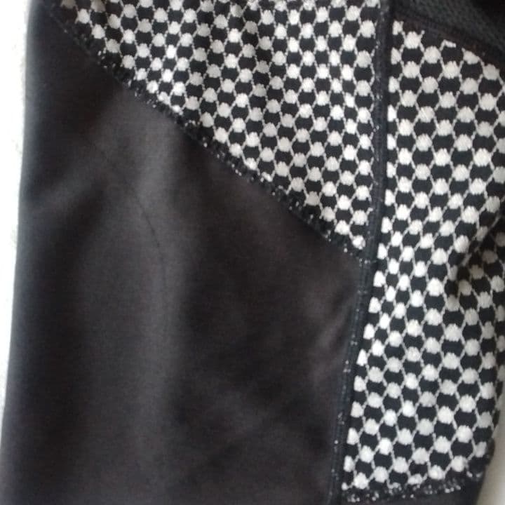 最終価格　マルコ　骨盤ガードル EL-76 黒×緑　レース　2枚