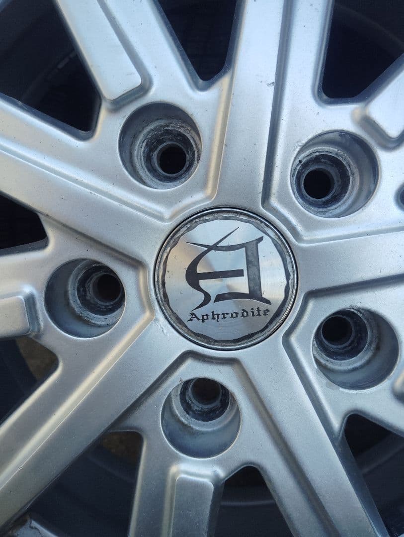 195/65R15 6J 114.3/5H ET50 2022年製中古セット