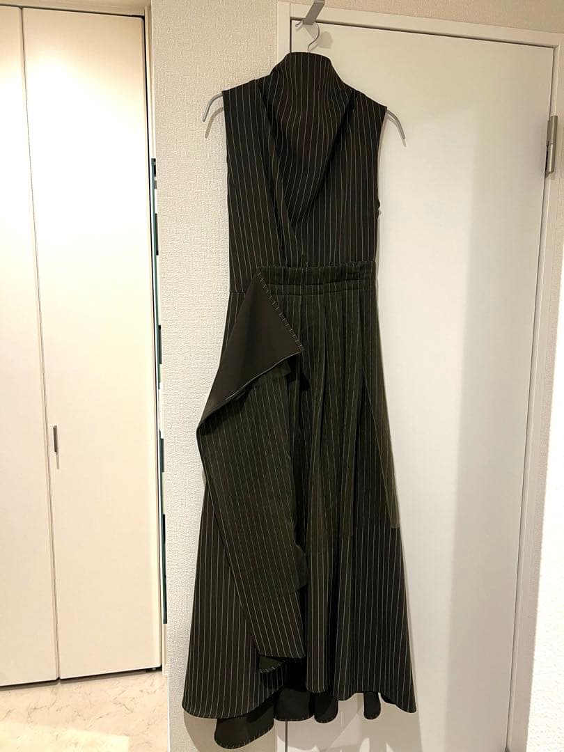 【限定値下】AMERI PINSTRIPE CONSTRUCTIVE DRESS