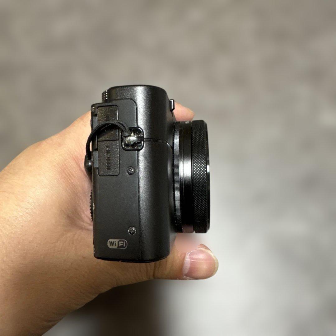 美品SONY Cyber-shot RX100V (DSC-RX100M5)