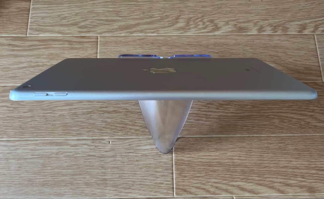 iPad 第5世代32GB Wi-Fiモデルバッテリー95%良品