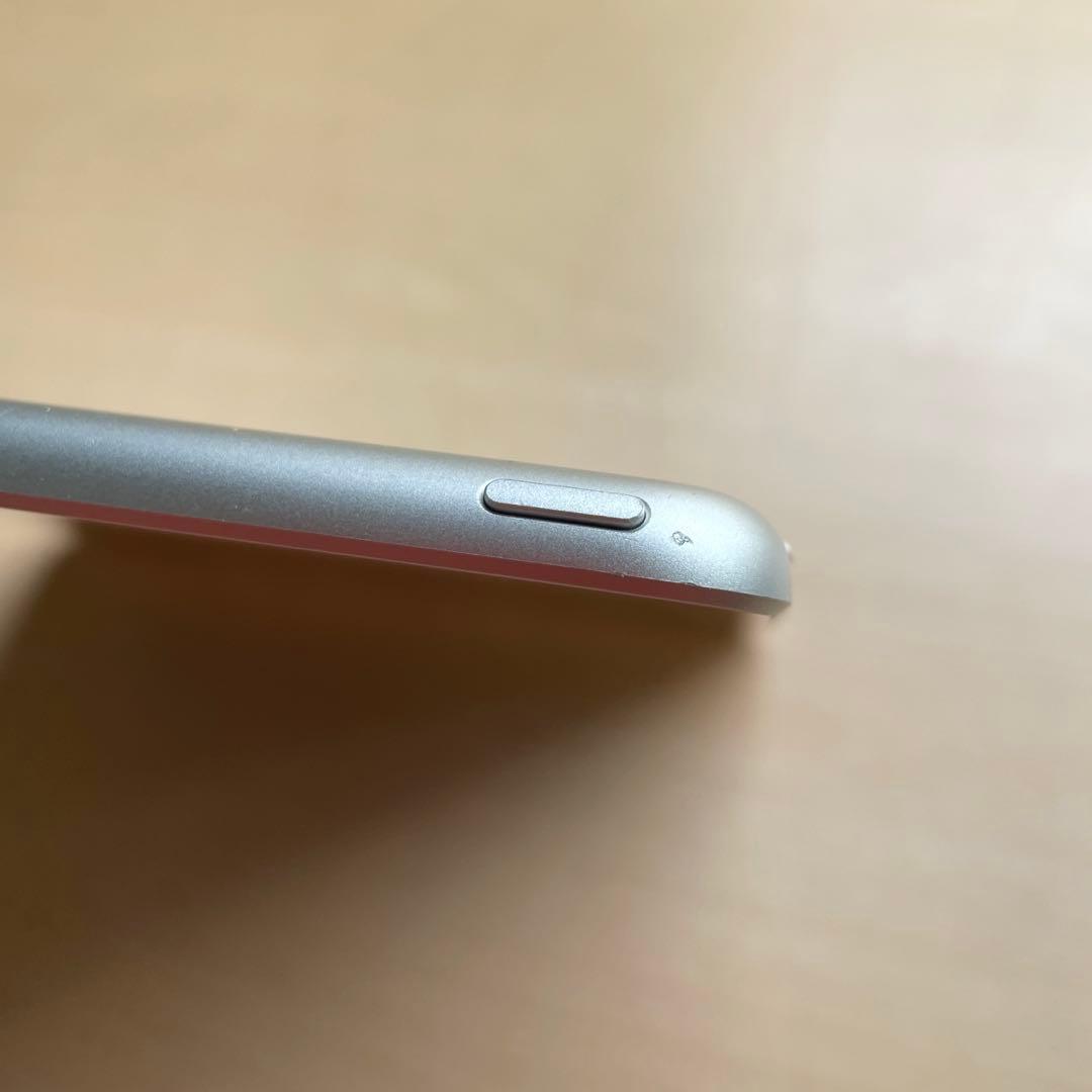 iPad 第6世代　A1893　Wi-Fiモデル　シルバー　32GB 美品　#6