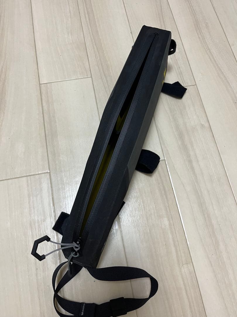 APIDURA 「アピデュラ」バックカントリーロングトップチューブパック