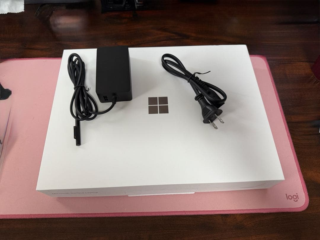 Microsoft Surface Laptop 7 13.5インチ プラチナ