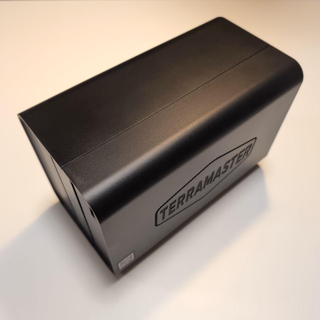 【極美品】TerraMaster F2-425 NAS 2ベイ