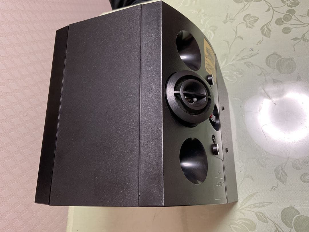 BOSE スピーカー301V LEFT