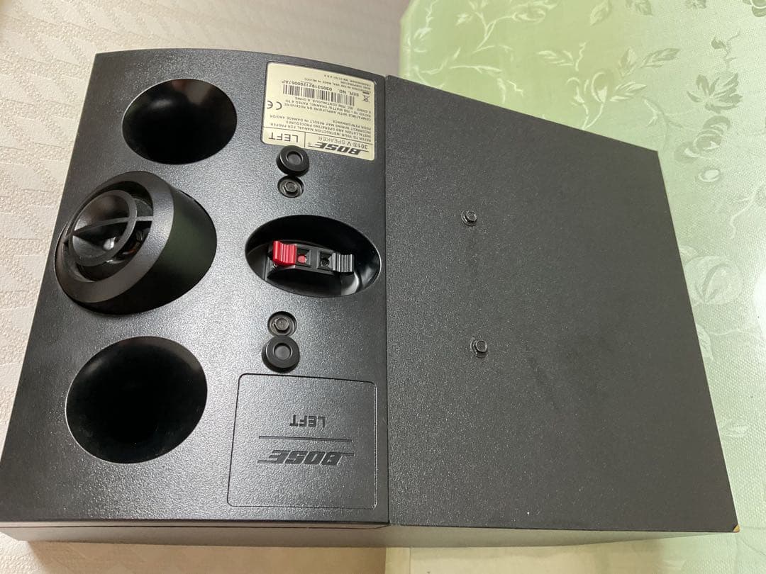 BOSE スピーカー301V LEFT