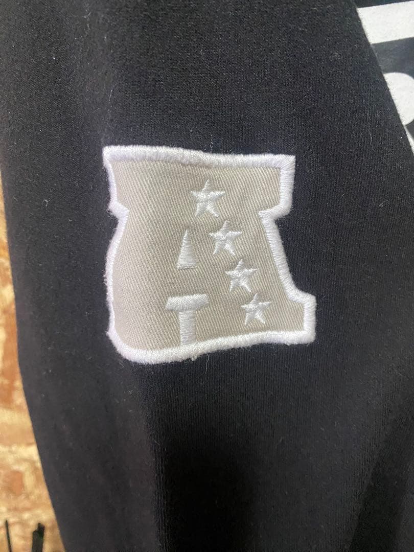 supreme レイダース　パーカー