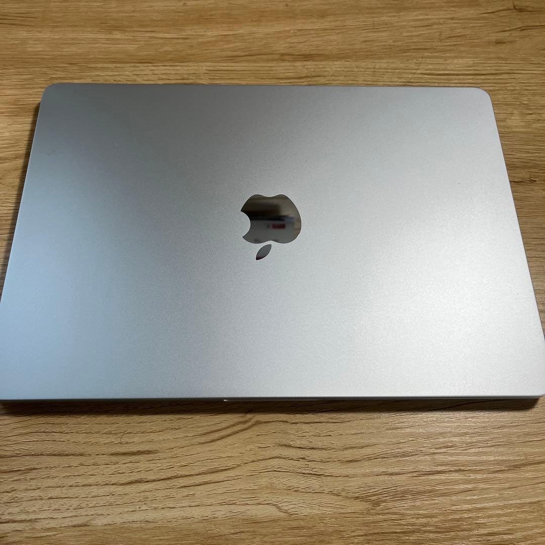 MacBook Air M4チップ16GB 512GB シルバー