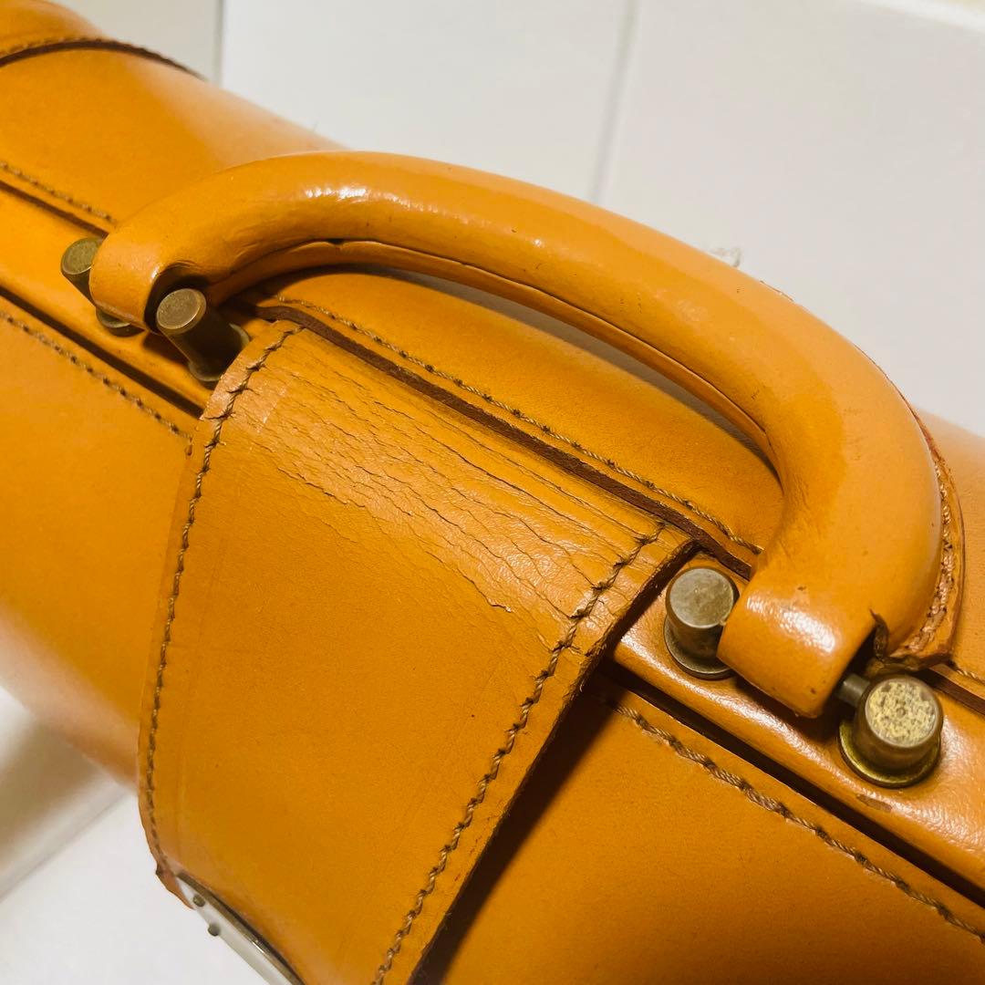 【Lloyd’s ロイズ】ダレスバッグ