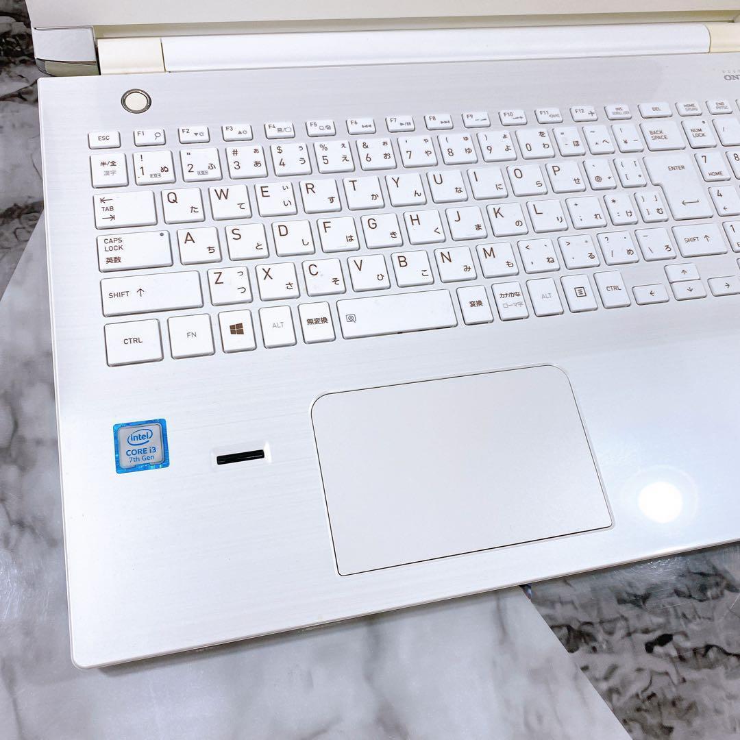 人気機種✨新品SSD✨カメラ・オフィス付✨薄型ノートパソコン✨Windows11