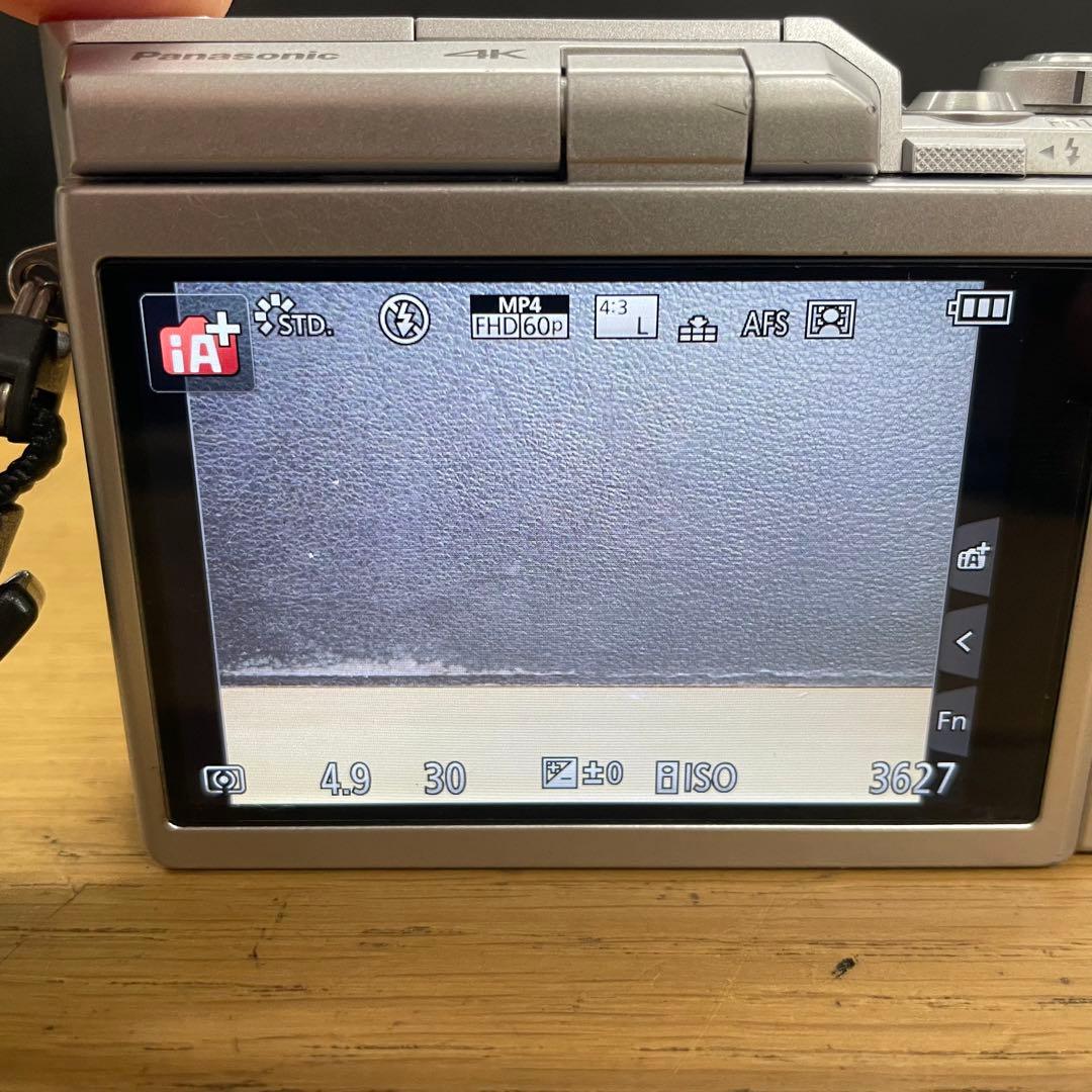 動作品 LUMIX DC-GF9 12-32mm レンズセット ミラーレス一眼