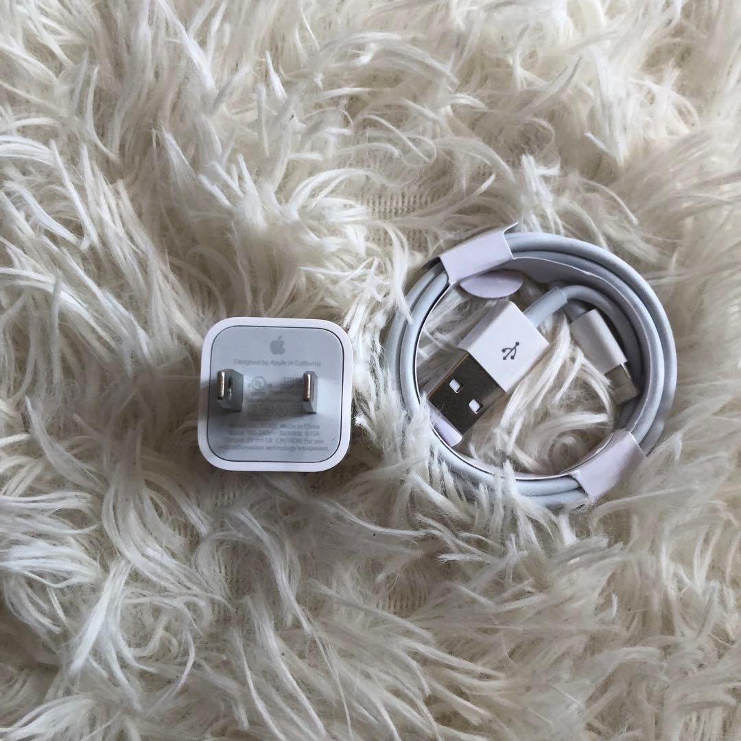 【即購入OK】iPad 第8世代 セルラーモデル【極美品】 #64 【付属品】