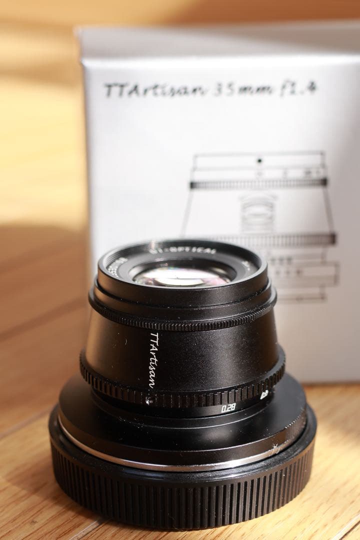 TTArtisan 35mm f1.4 Canon RFマウント用