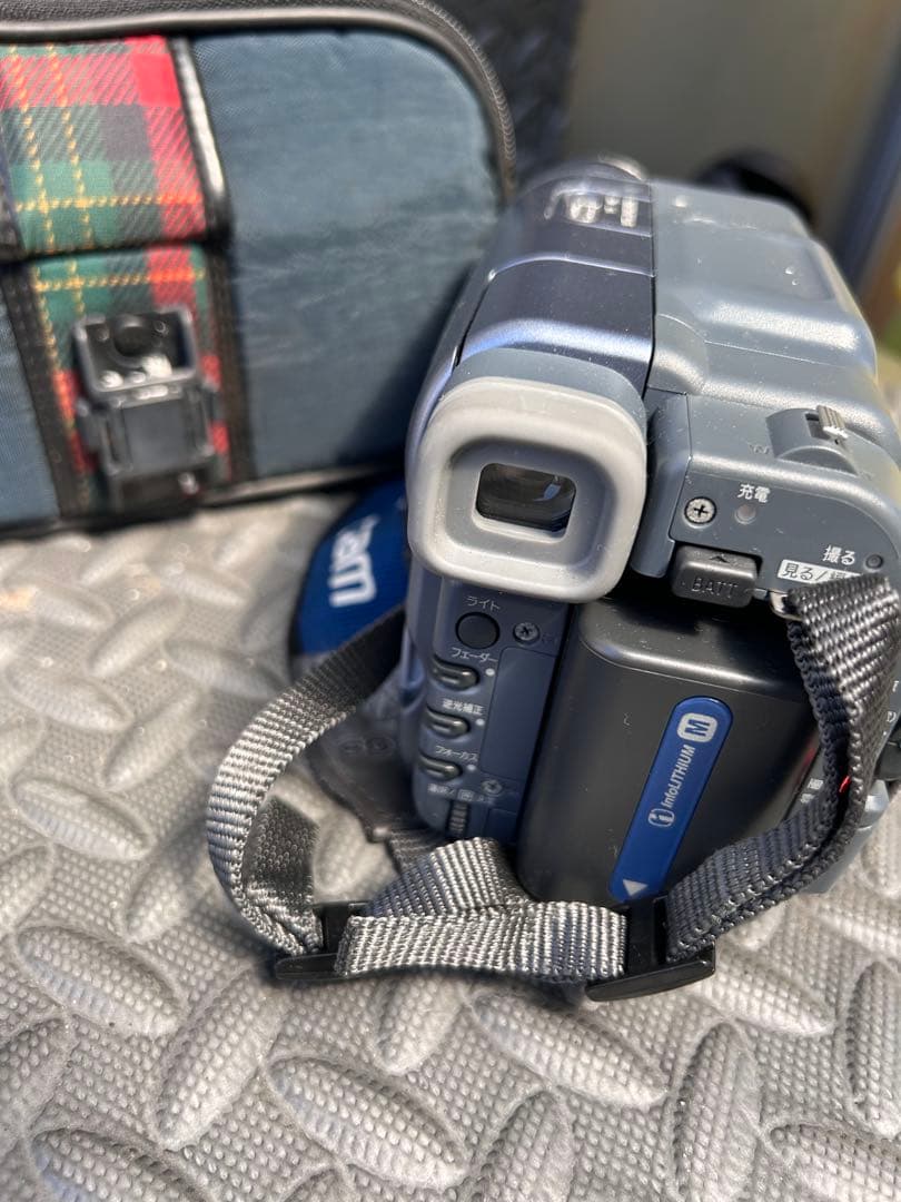 [ジャンク品]SONY Ｈｉ８ビデオカメラ