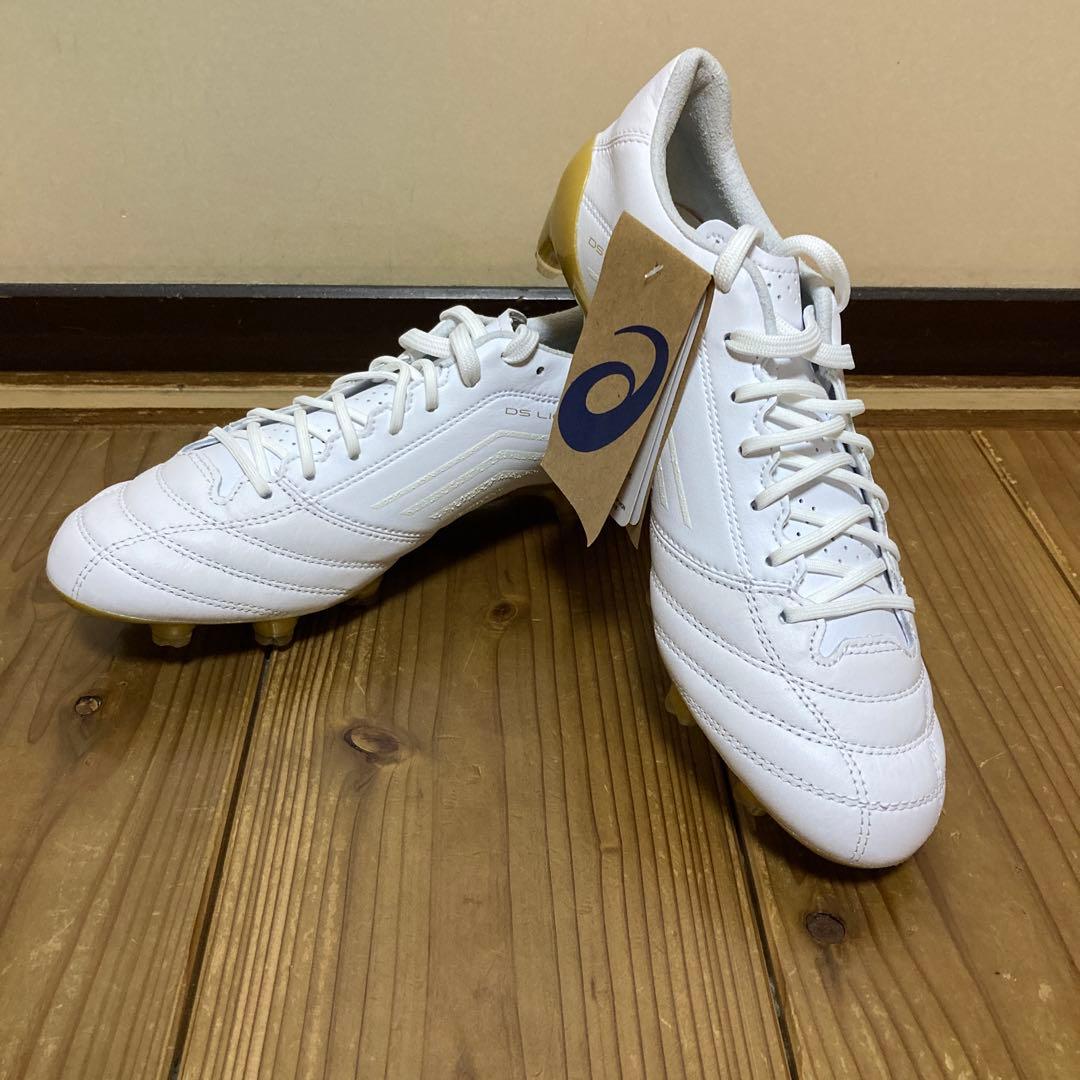 新品未使用未試着　ASICS DS LIGHT X-FLY4