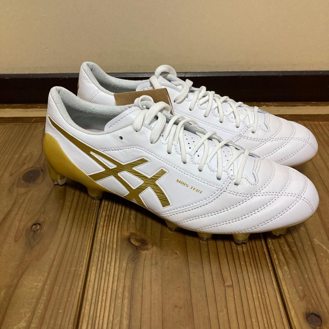 新品未使用未試着　ASICS DS LIGHT X-FLY4
