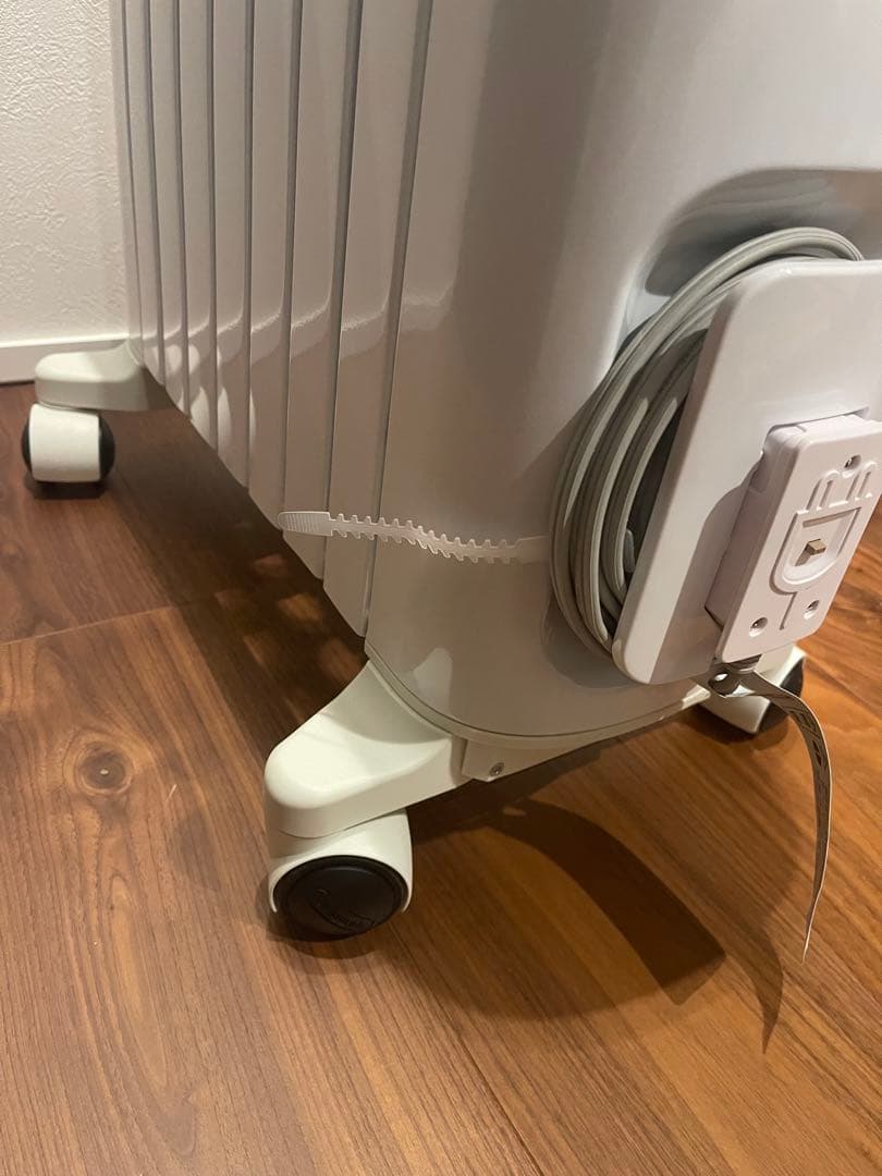 デロンギ オイルヒーター DeLonghi RHJ65L0712