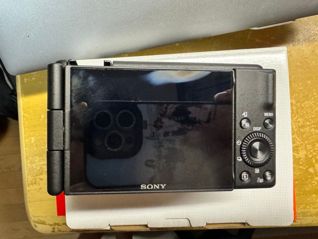 SONY ZV-1F ケース&SDカードつき