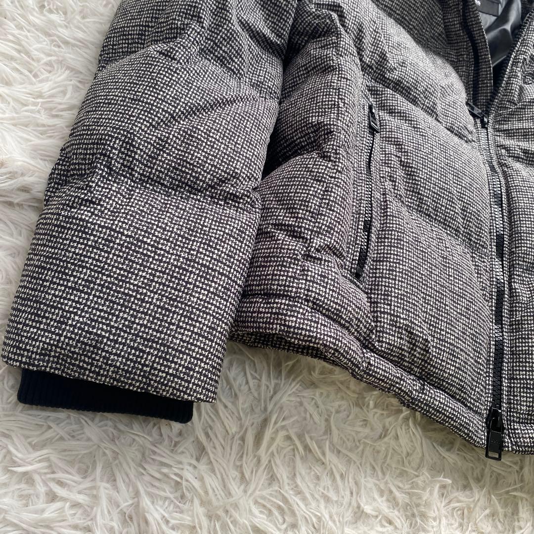 美品　HUGOBOSS ダウンジャケット リアルダウン　ダックダウンフェザー　L
