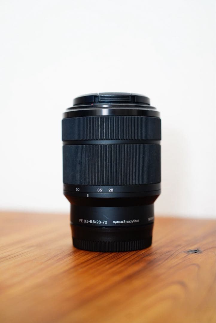 Sony FE 28-70mm f/3.5-5.6 OSS ズームレンズ