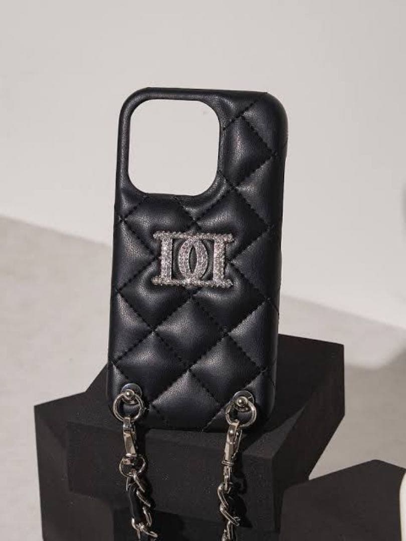 ダーリッチ　DDキルティングiPhoneケース　15