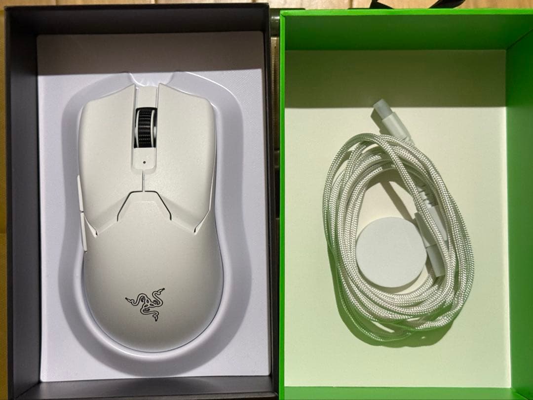 Razer Viper V2 Pro ワイヤレスゲーミングマウス