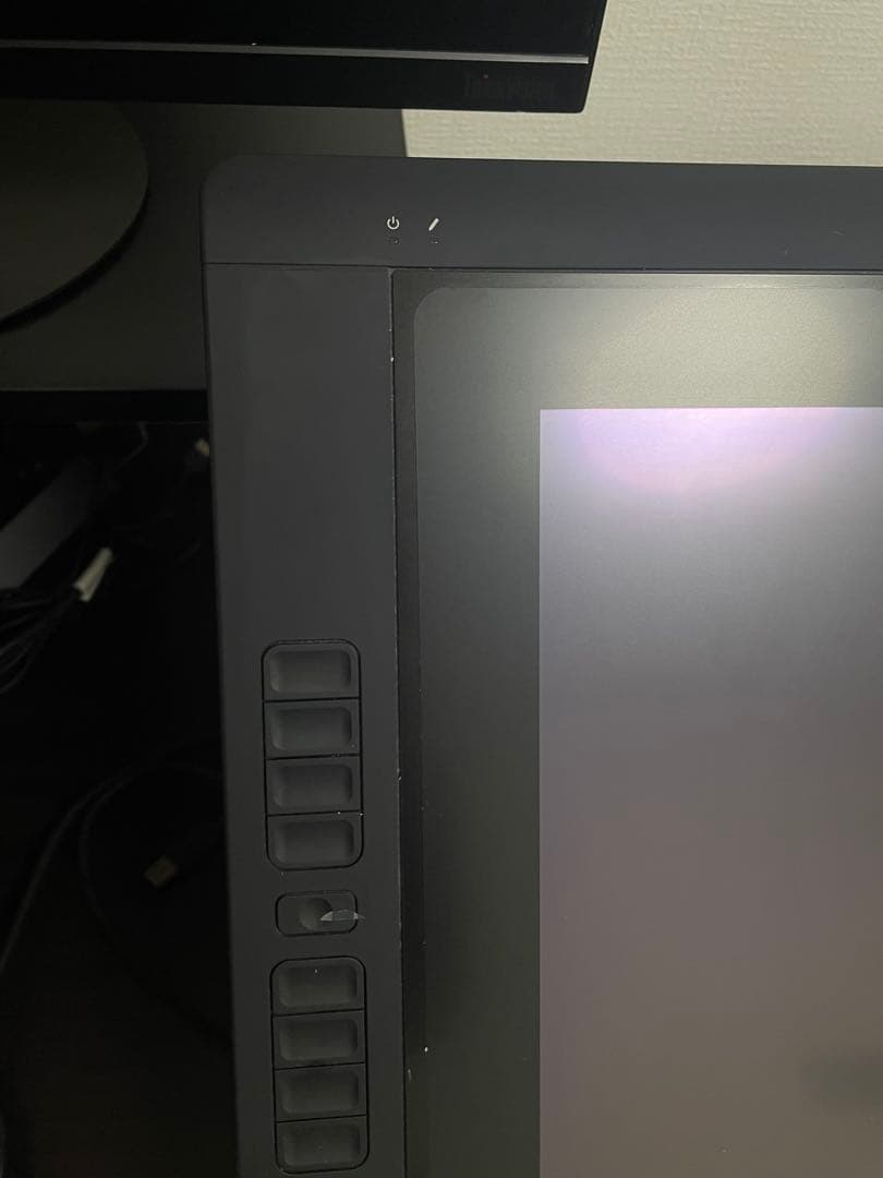 Wacom 液晶ペンタブレット　cintiq22hd touch