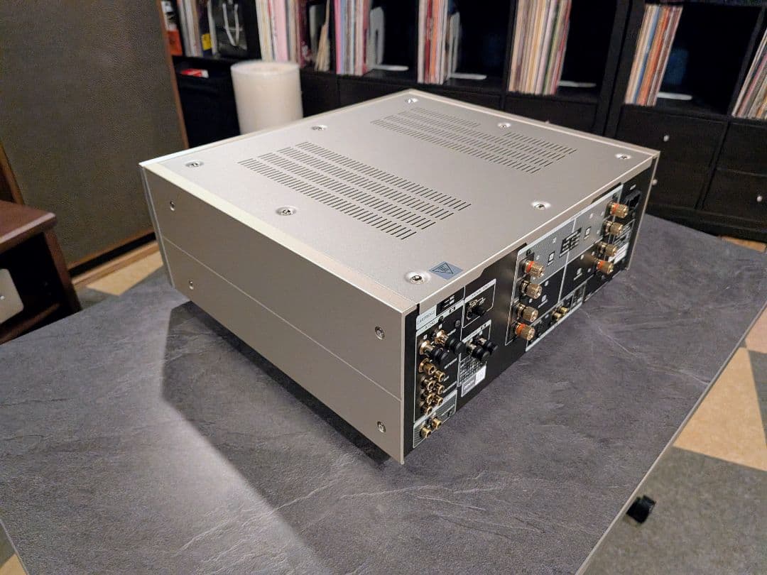 新品同様 DENON PMA-2500NE プリメインアンプ