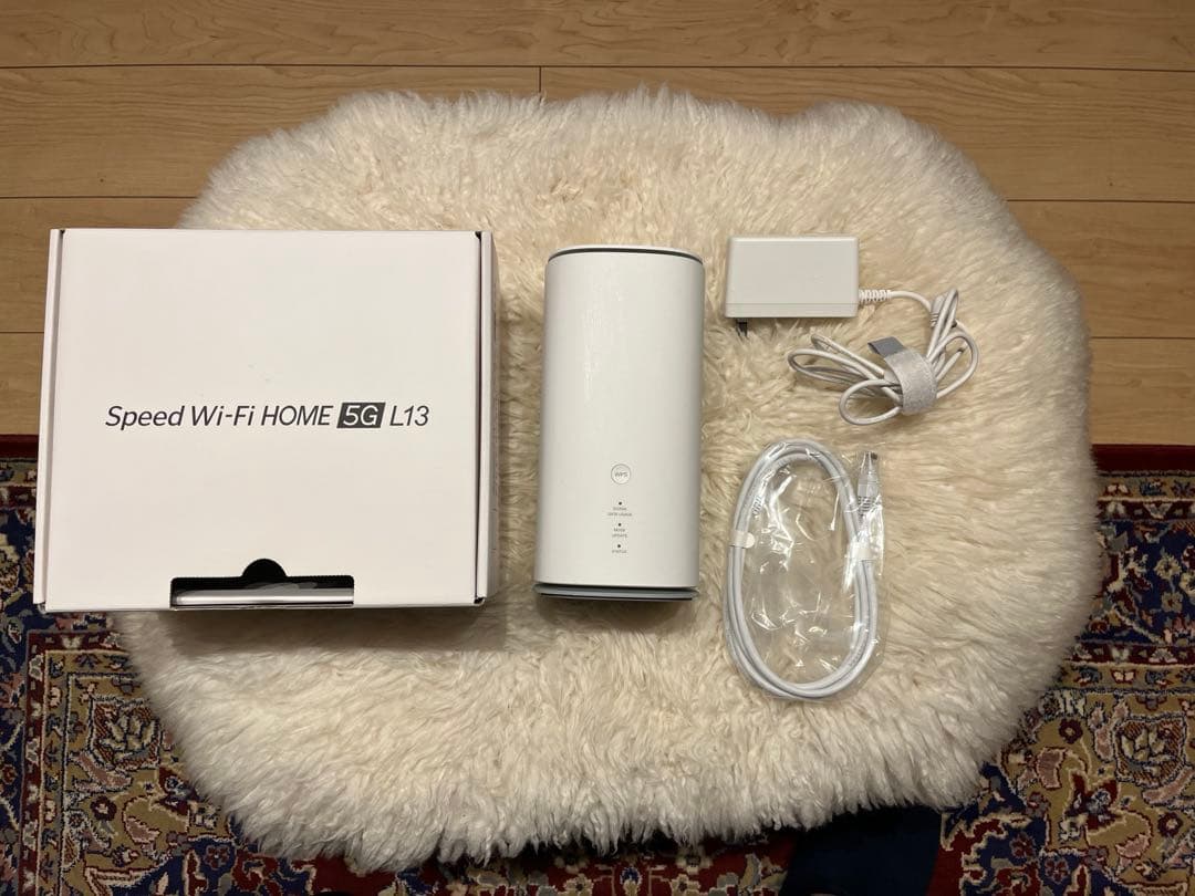 Speed WiFi  5G L13 ホワイト