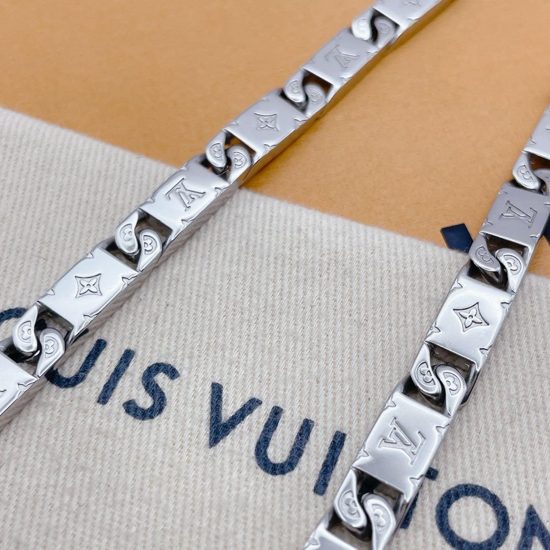 LOUIS VUITTON ネックレス　タイドアップ　モノグラム　シルバー