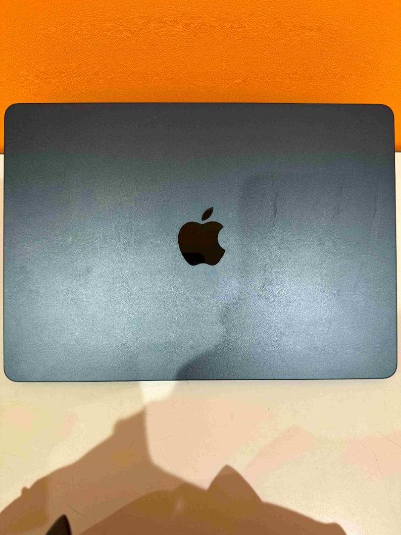 MacBook Air M2　13.6インチ ミッドナイト