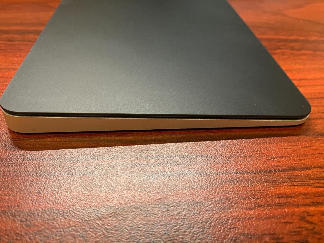 Magic Trackpad (Lightning) - ブラック