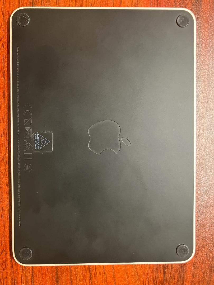 Magic Trackpad (Lightning) - ブラック