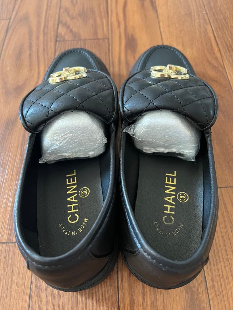 CHANEL ブラック ローファー キルティング