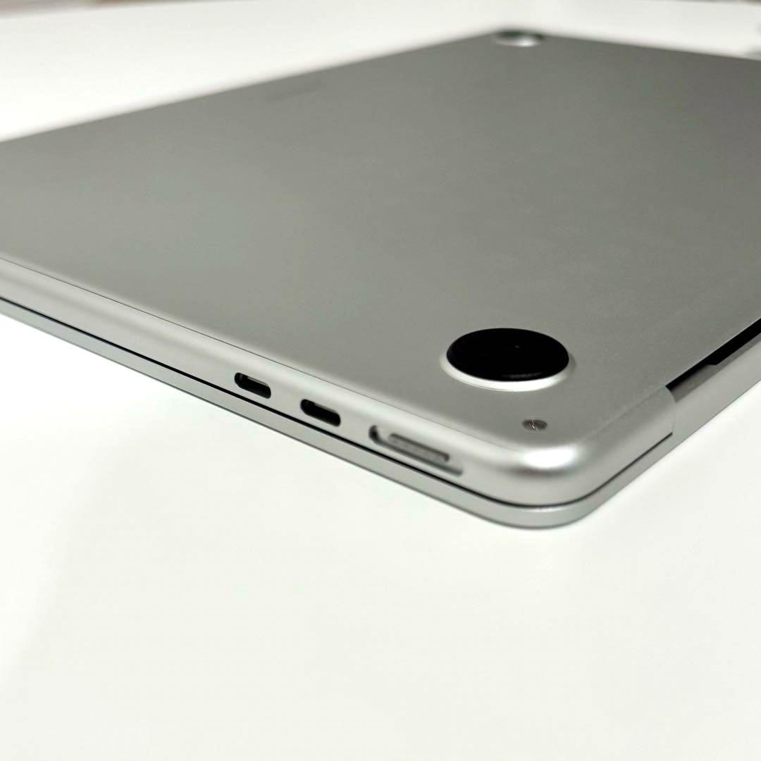 極美品 MacBook Air M3 13インチ 8GB/256GB シルバー