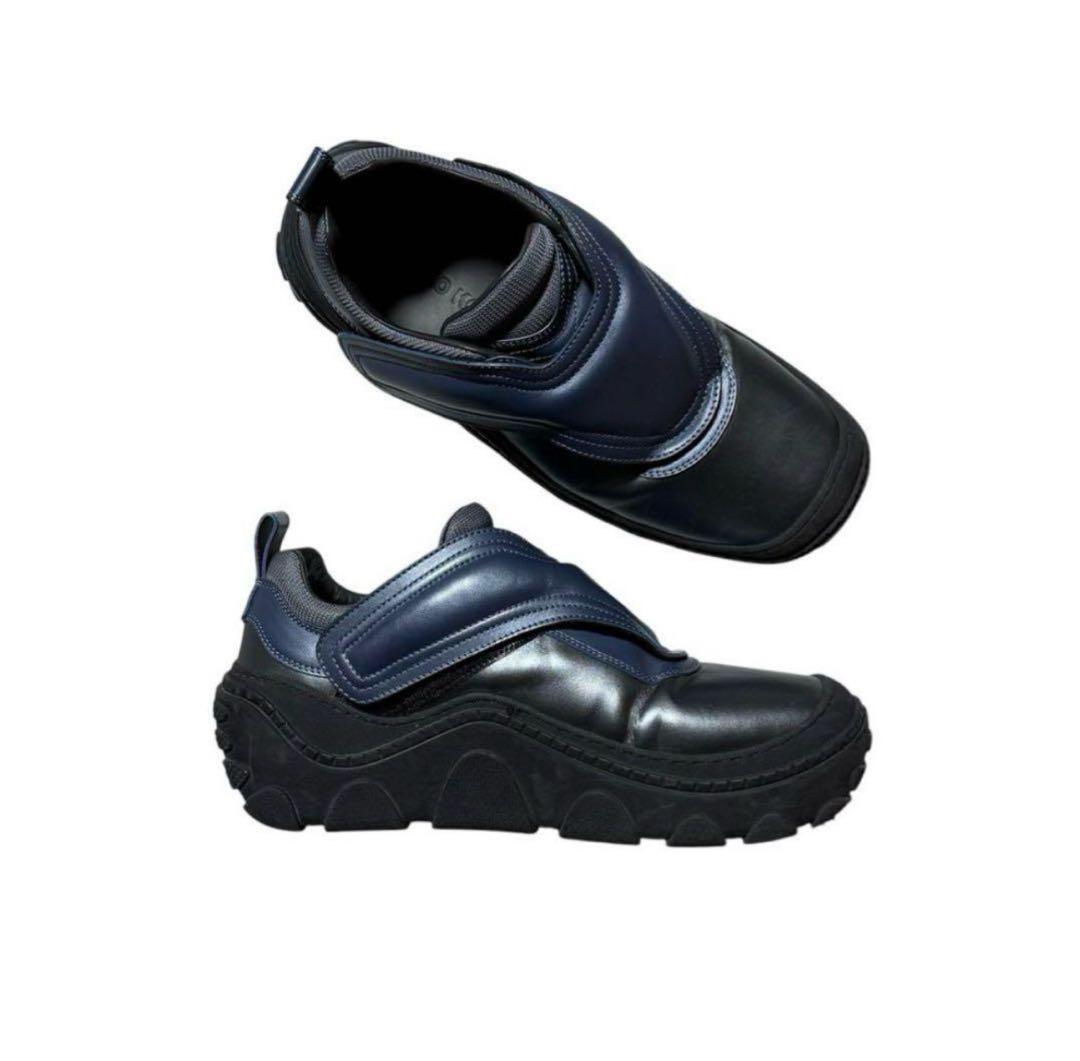 靴 KIKO KOSTADINOV Tonkin Strap Leather