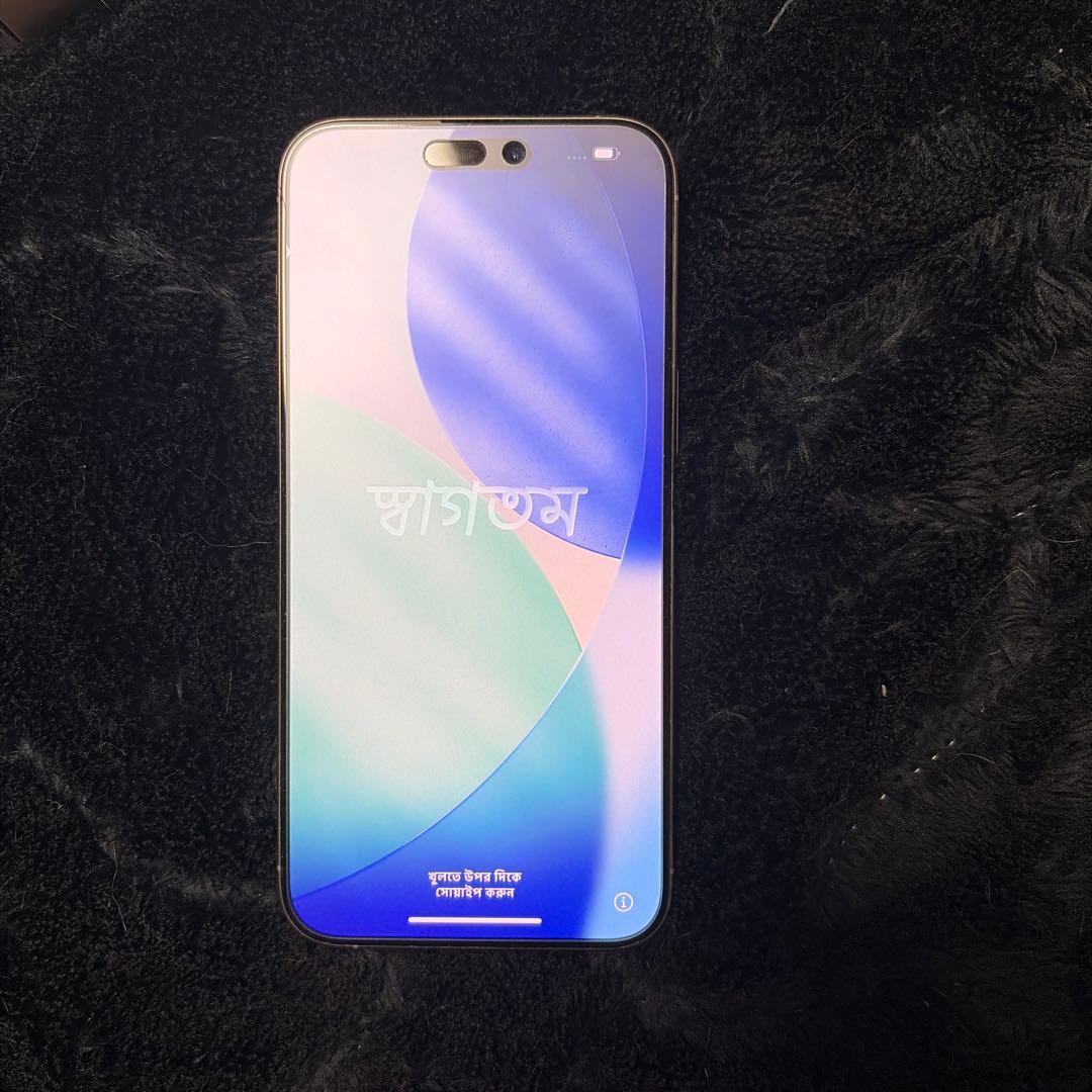 iPhone15ProMax ナチュラルチタニウム256GB 98%